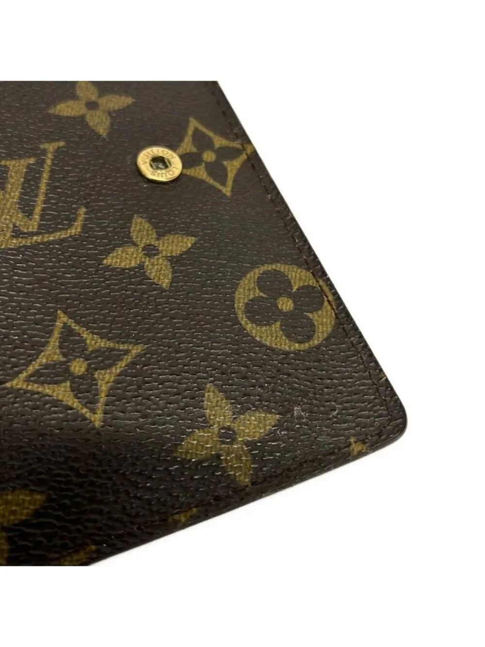 Louis Vuitton category notebook
